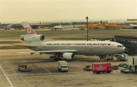 Turkish Airlines 1980 .